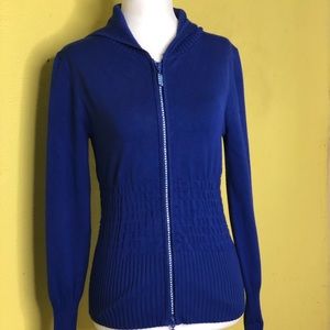 New Woman’s Beautiful Blue Hoodie Sweater in Size Small!!